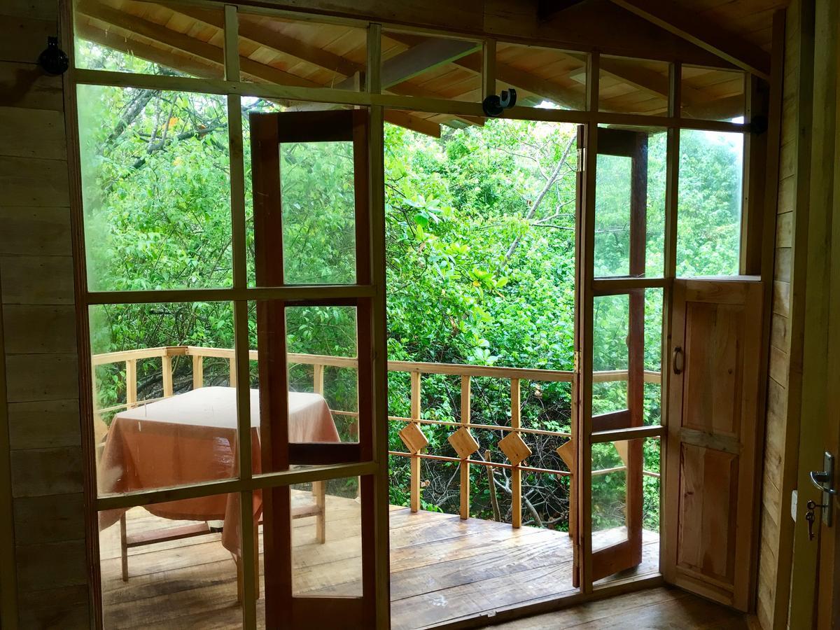 Seasons Four Eco Friendly Treehouse Guest House Matara Exterior foto